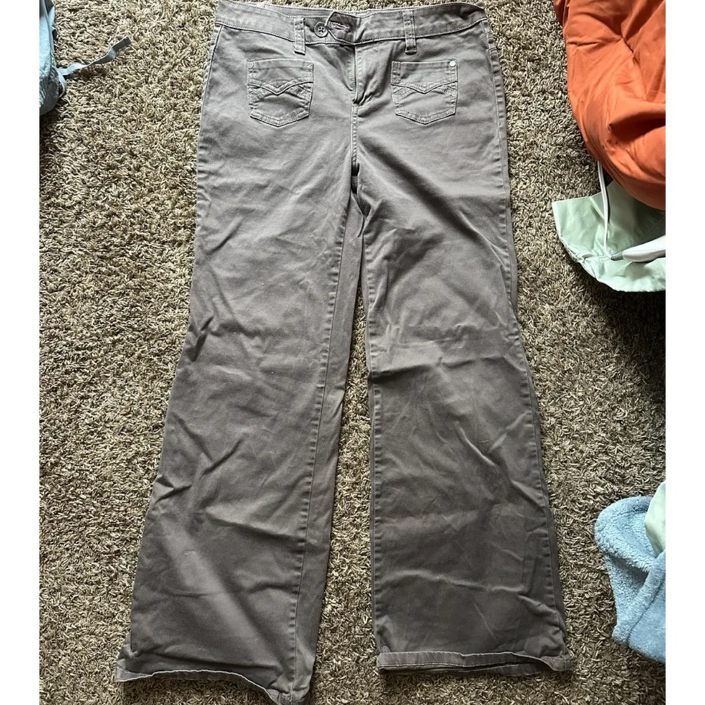 Stylish Gray Wide-Leg Pants